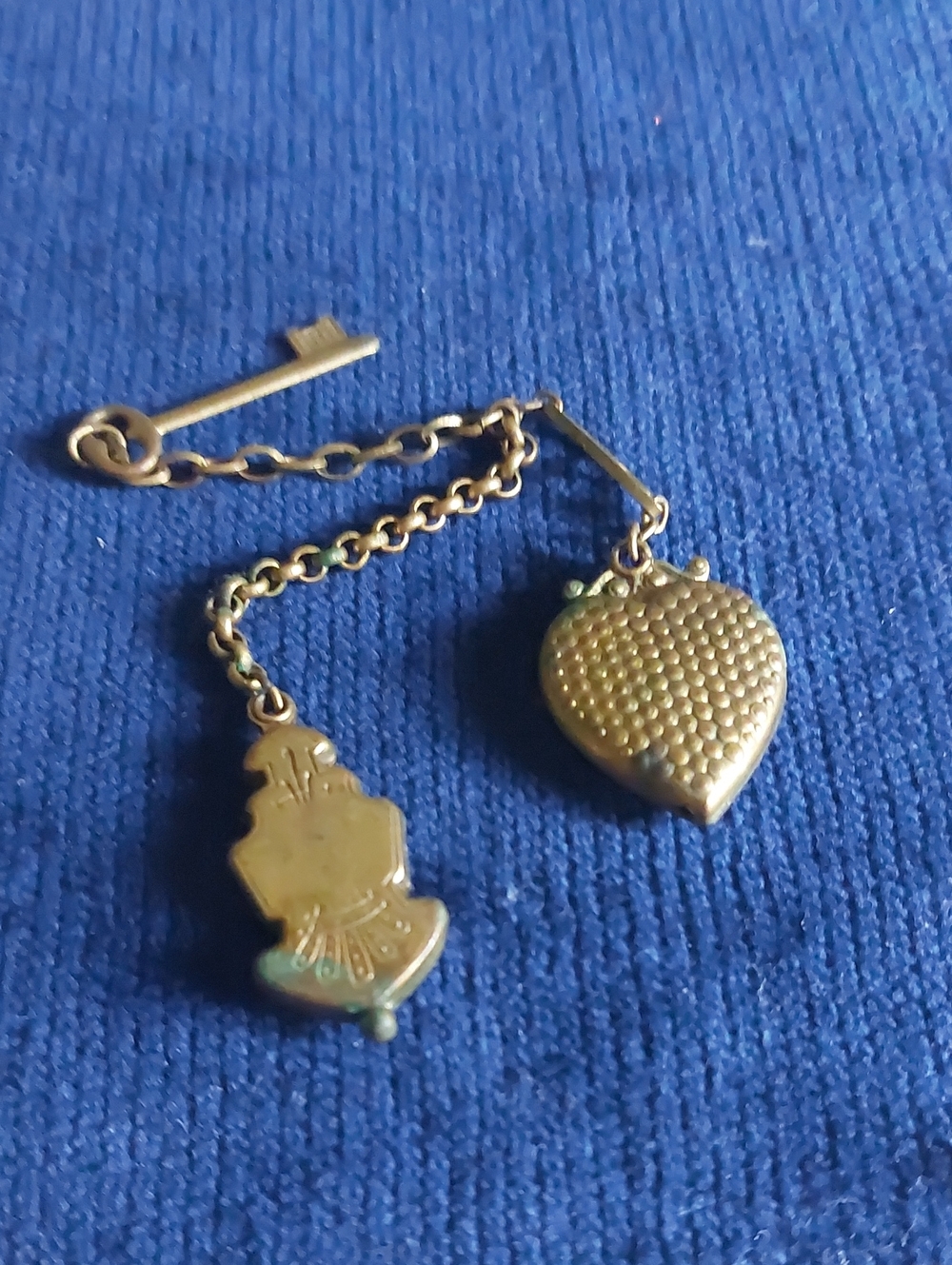 Antique Gold Tone Watch Chain Segment w/ Heart Fob Key Shield Charms